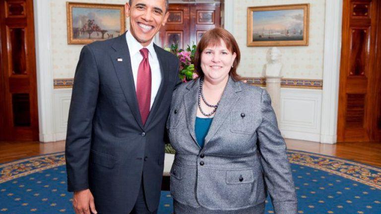 SIS alumna Lisa Vicker and President Obama